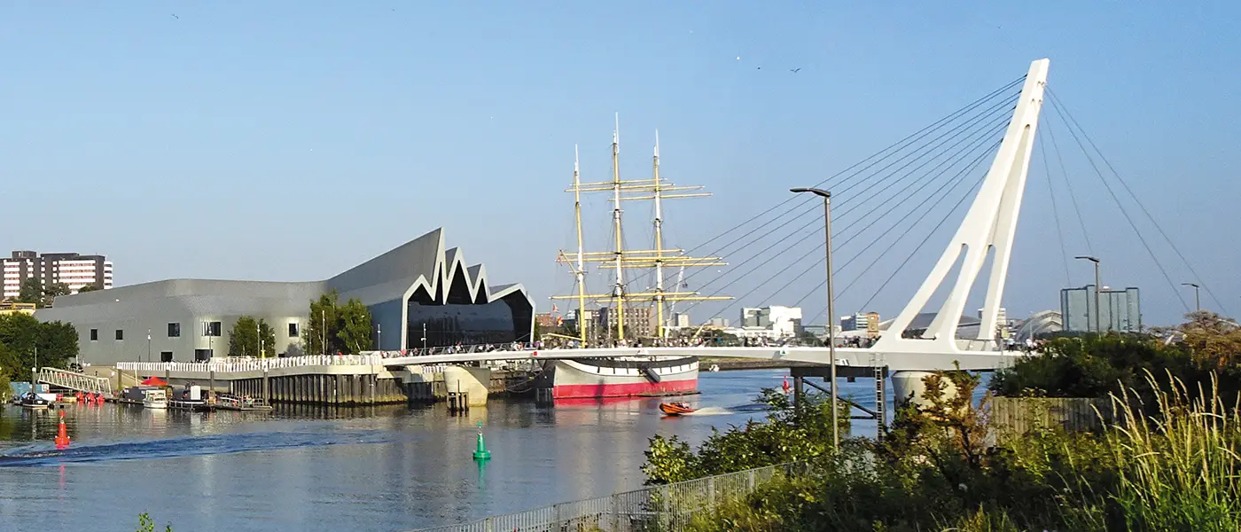 Partick - Govan Bridge and Riverside Museum