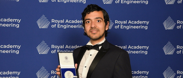 Mahmoud Wagih Receives RAE award