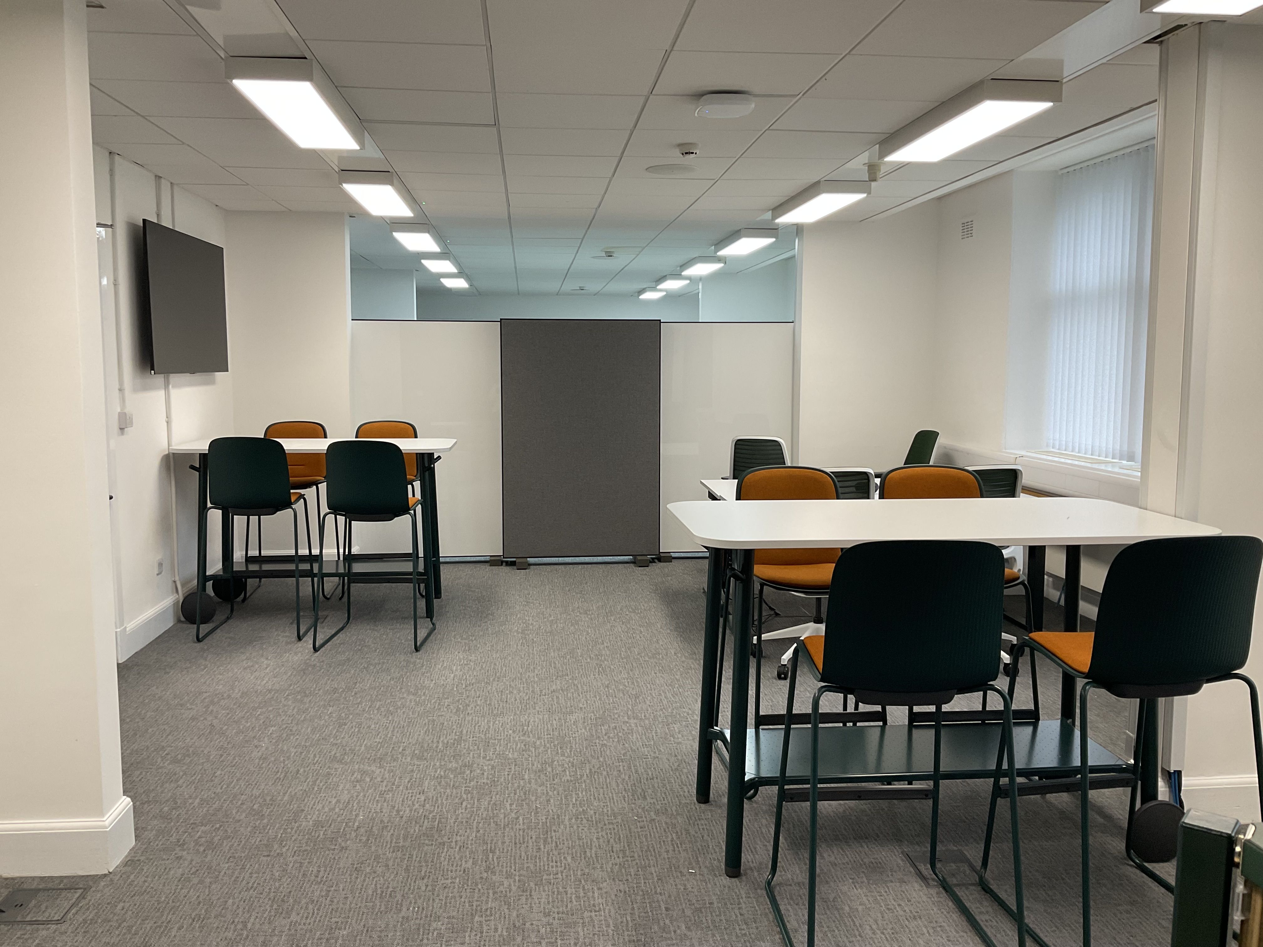 Rutherford McCowan Building Desk Area