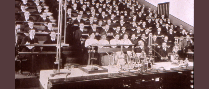 Photo of audience at Chemistry lecture in Gilbert Scott building
