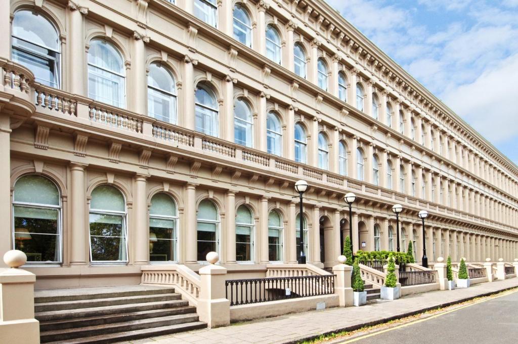Glasgow Grosvenor Hotel facade