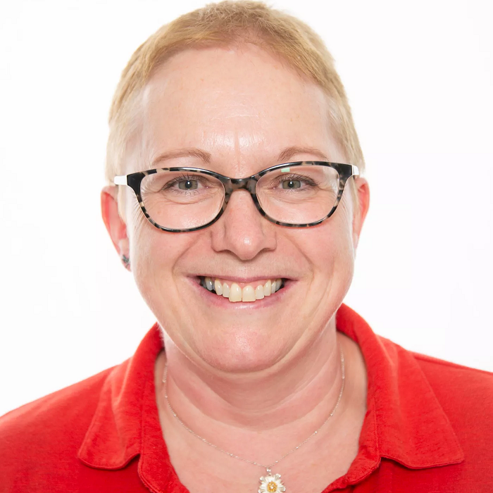 Angela Eden headshot