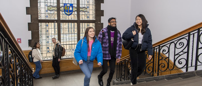 Students in the GUU stairs