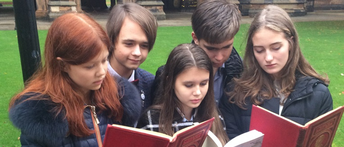 Students from St Petersburg take part in Robert Burns lectures at the University of Glasgow as part of tour to learn more about our National bard.