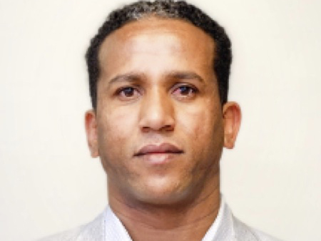 Headshot of Hyab Yohannes