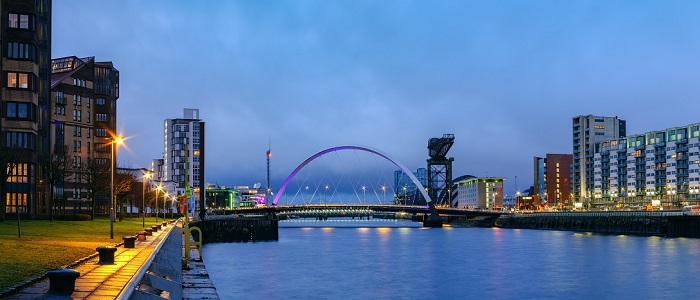 Computer enhanced photo of the Squinty Bridge