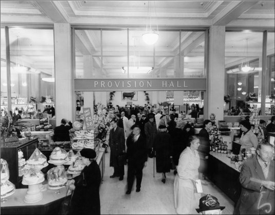 Photograph of the Provision Hall in the store, c1960. (GUAS Ref: HF 51/6/1/5/8. Copyright reserved.)