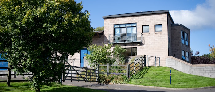 The outside of the Weipers Equine Hospital